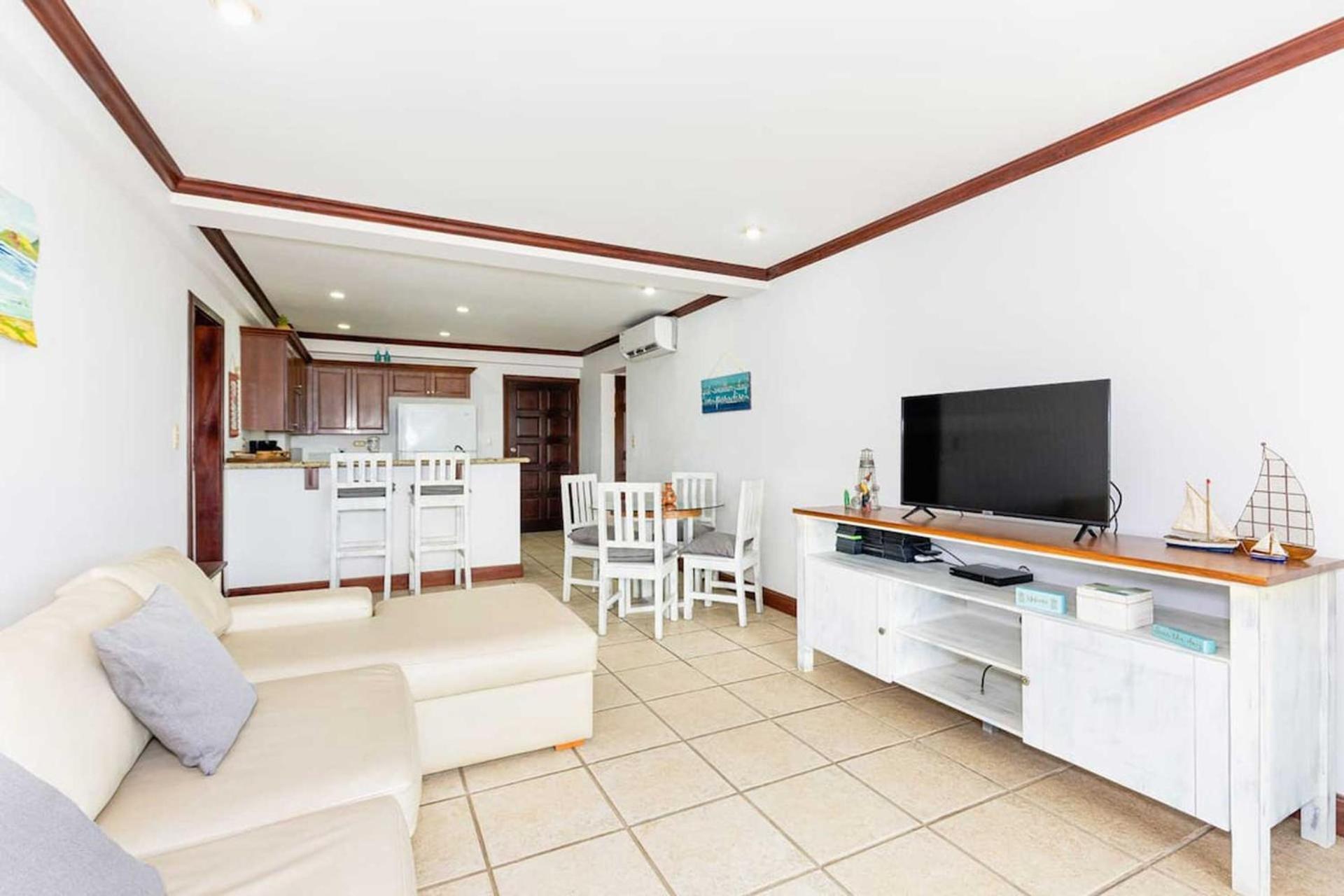 Newly Remodeled Unit In Flamingo With Sweeping Ocean Views From Big Terrace Villa Playa Flamingo Eksteriør billede