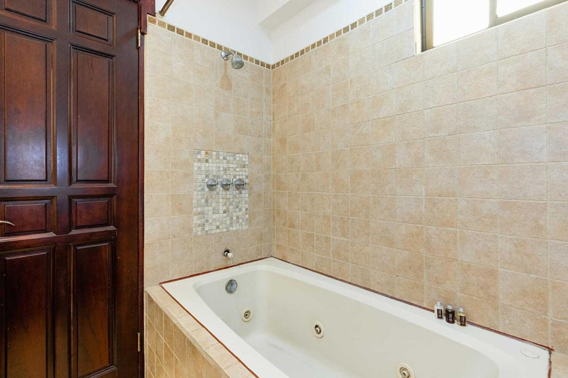 Newly Remodeled Unit In Flamingo With Sweeping Ocean Views From Big Terrace Villa Playa Flamingo Eksteriør billede